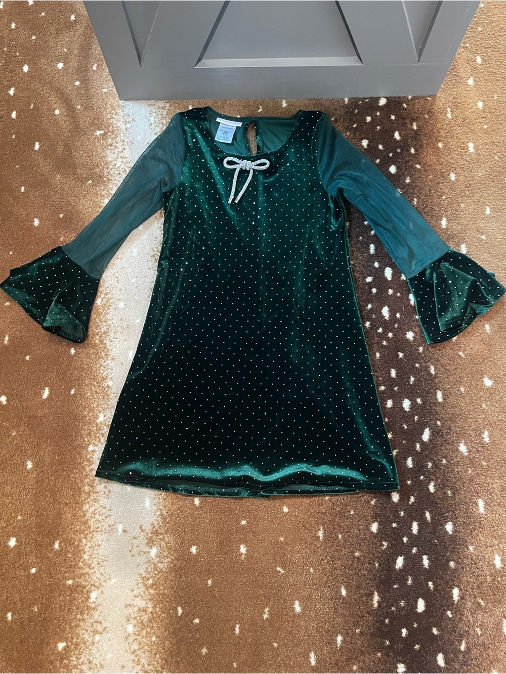 Girls' Emerald Green Velvet Party Dress with Rhinestones and Rhinestone Bow